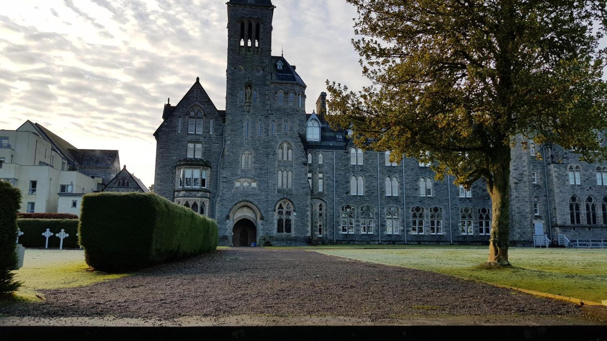 Old School Apartments With A View Fort Augustus Exterior photo