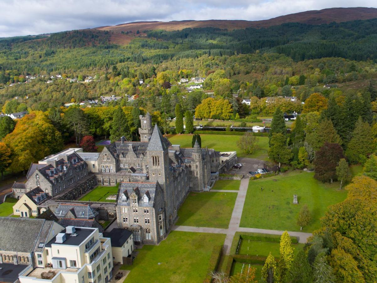 Old School Apartments With A View Fort Augustus Exterior photo
